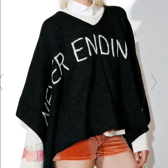 WILDFOX COUTURE 'Never Ending Fun' Knit Poncho - Picture 4 of 15